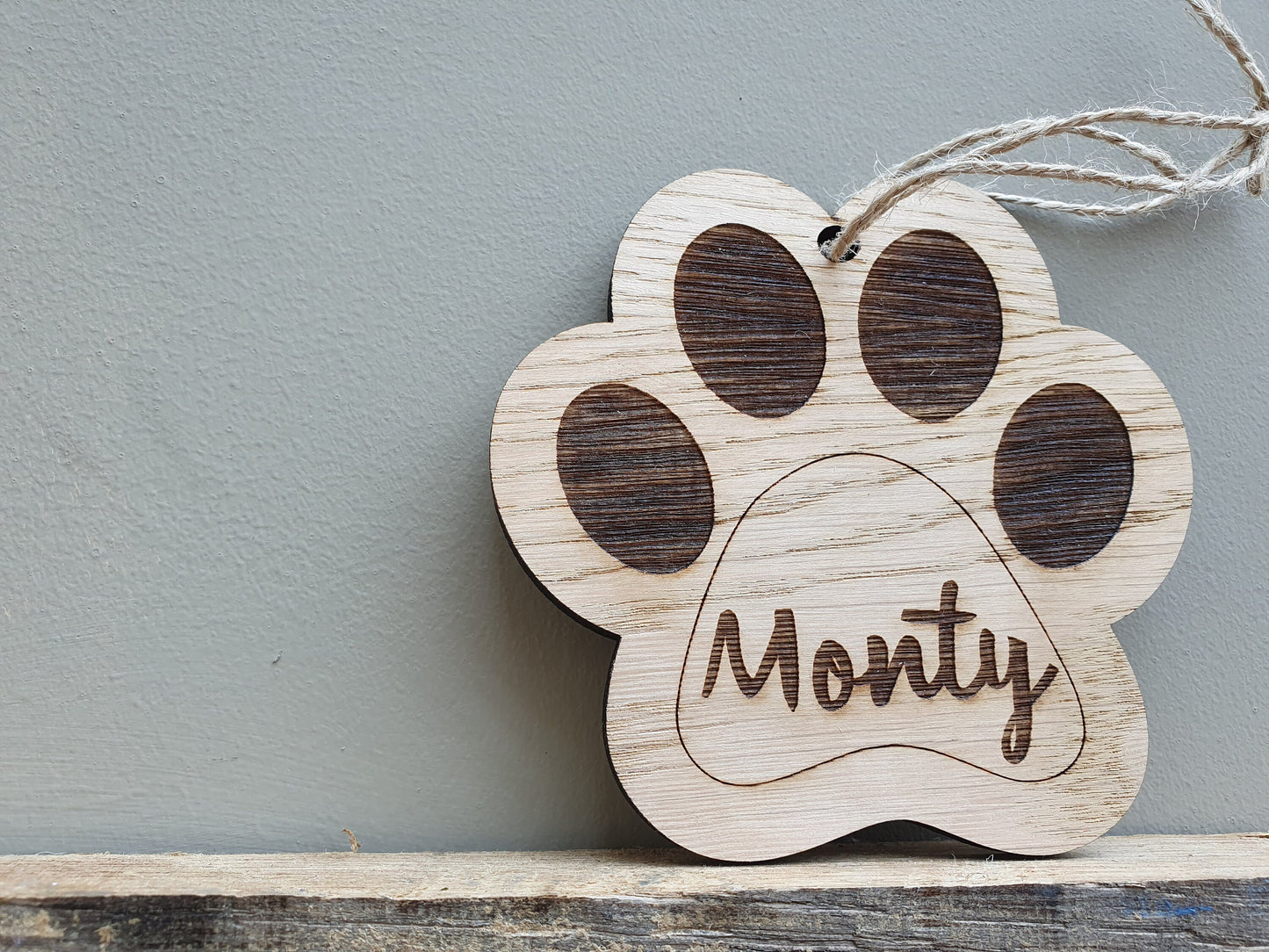 Personalised Wood Dog Paw Christmas Bauble – Pet Memorial Ornament