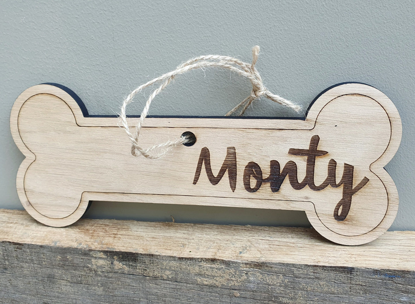 Personalised Name Dog Bone Wooden Sign - Custom Dog Bone Bauble - Dog Christmas Gift - Dog Lovers Christmas Bauble - Dog Tree Decoration