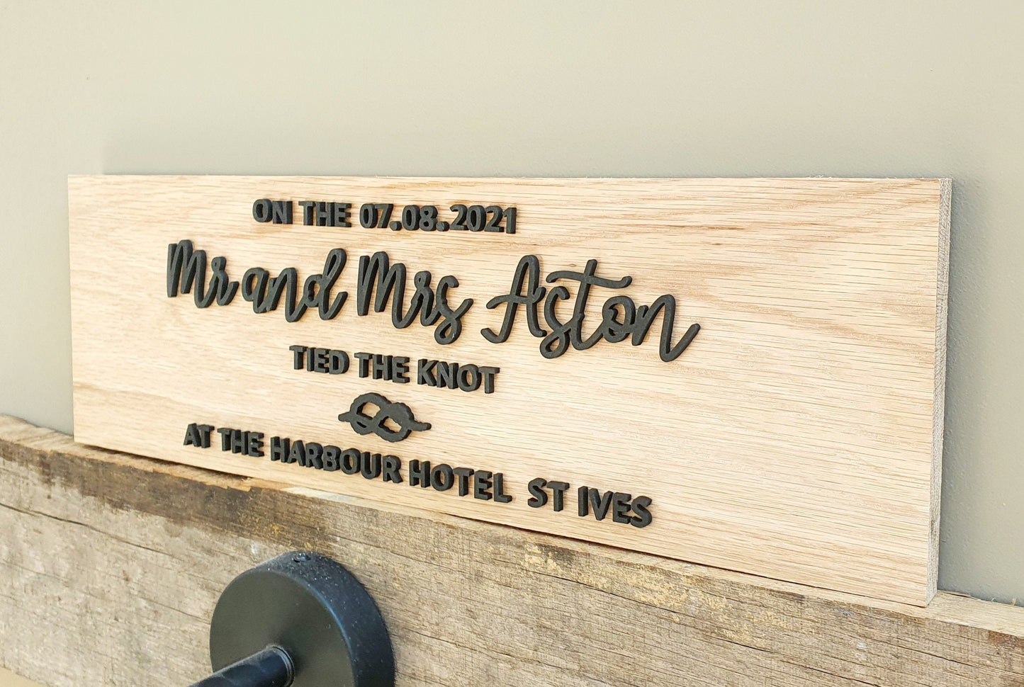 Personalised Solid Oak Wedding Plaque – 3D Lettering, Custom Color