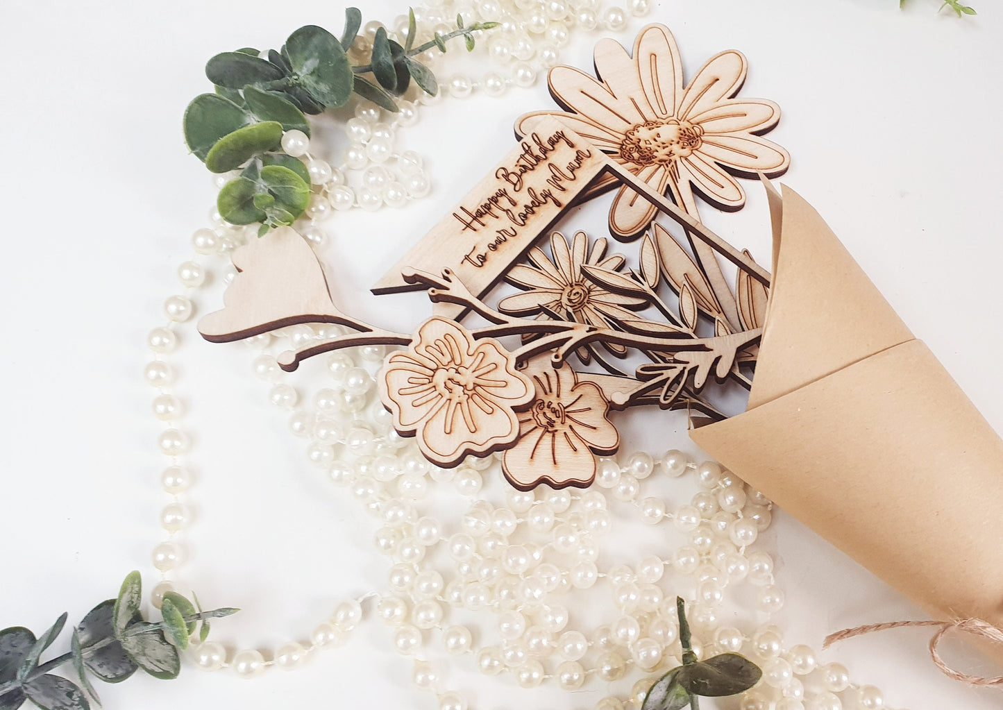 Personalised Wooden Flower Bouquet – Engraved Message, Gift for Her