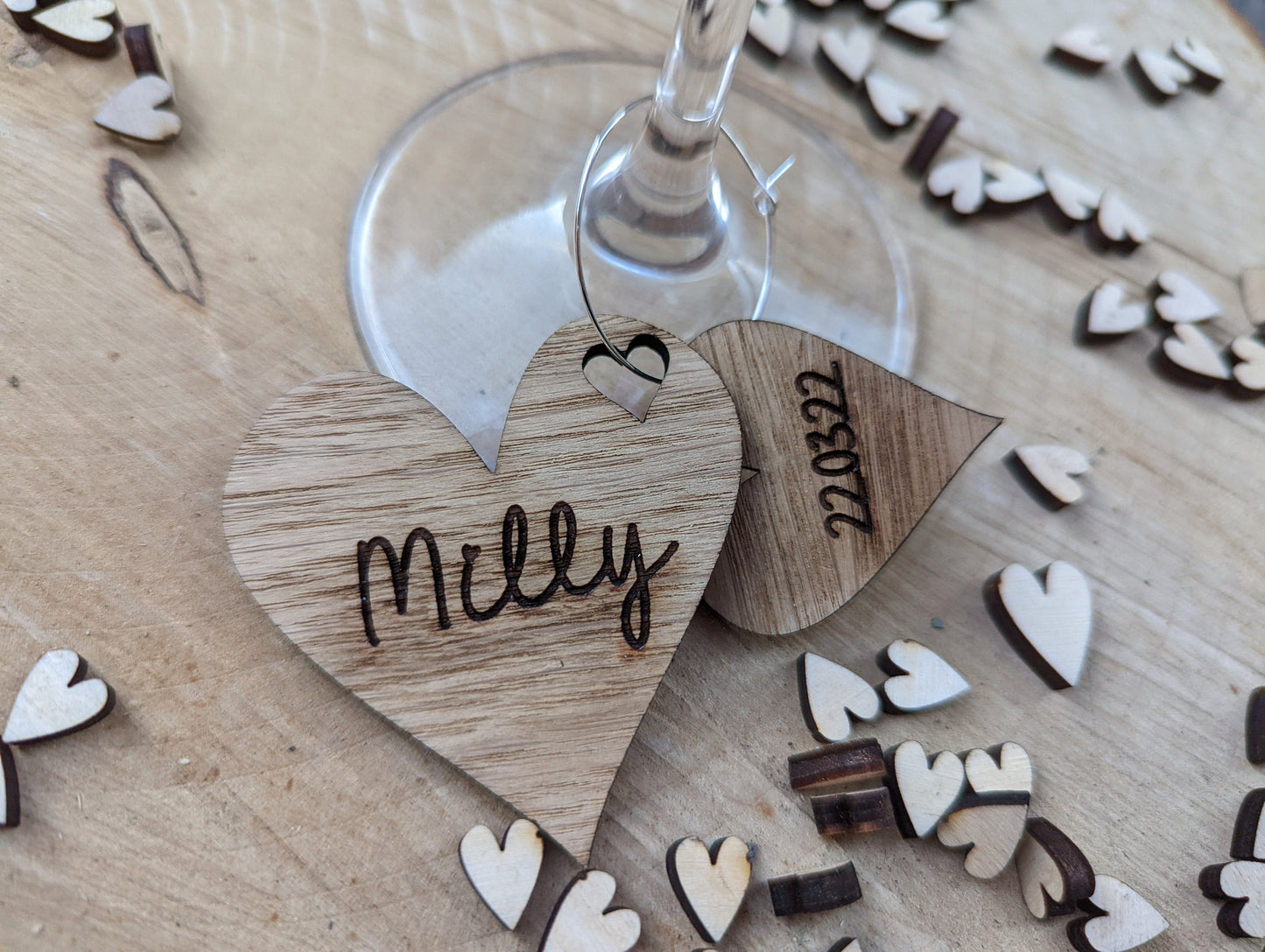 Personalised wine glass charms - Rustic heart drinks charm - Wood place names - Wine glass charms with name and date.