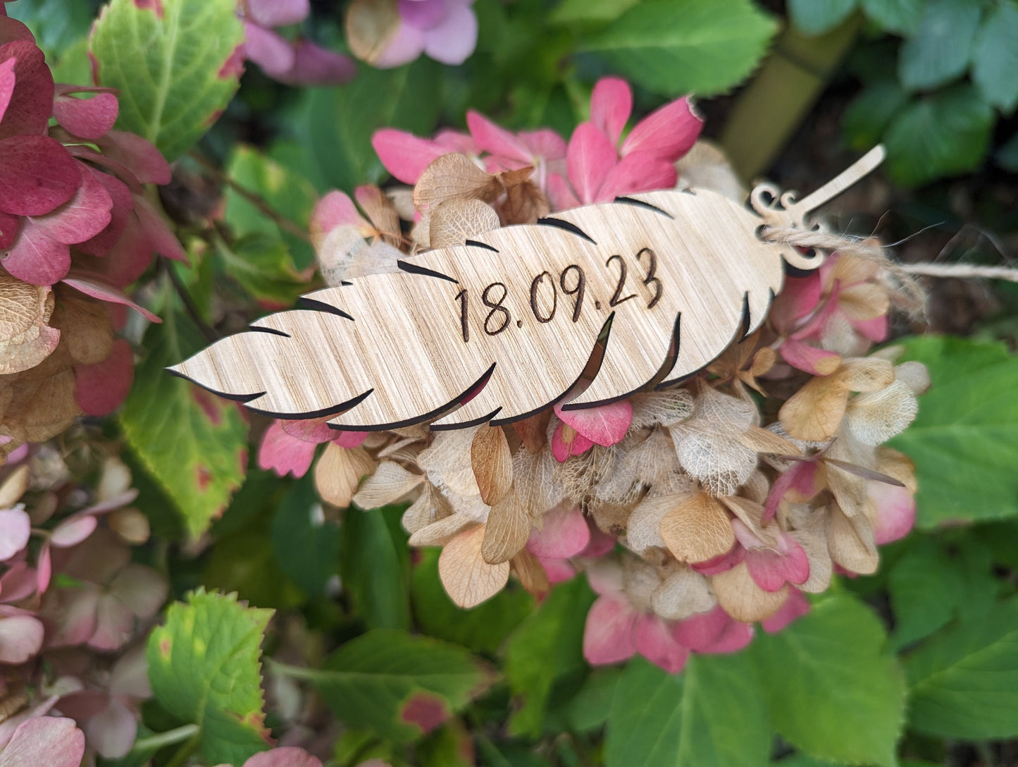 Personalised Memorial Oak Feather Keepsake with Date