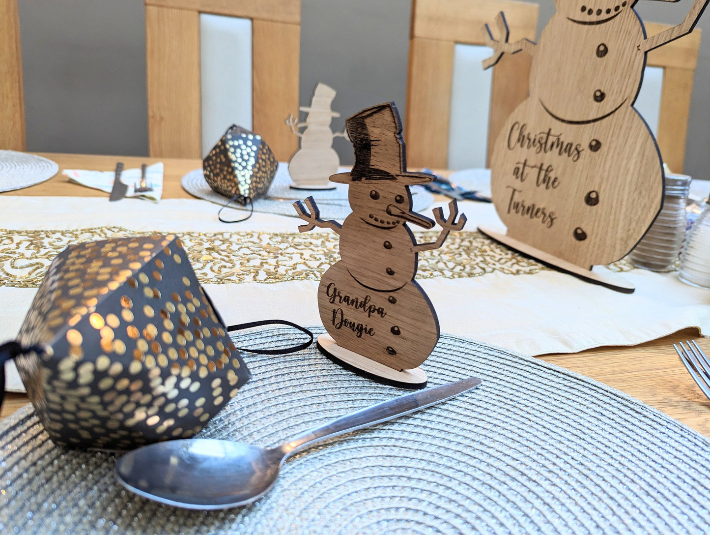 Personalised Wooden Snowman Christmas Place Card & Centerpiece