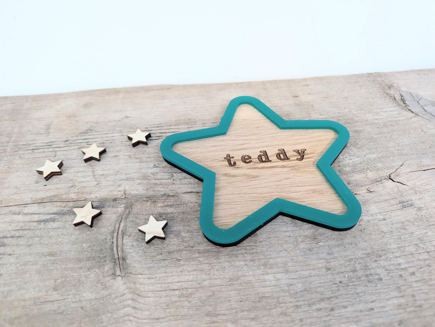 Personalised gift for kids - trinket tray. Children's personalised trinket dish with name. Children's personalised bits and bobs tray.